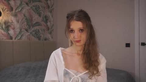 Snapshot of skinny_eve chatting on February 16, 2025, 8:11 pm Emily online show from February 16, 2025, 8:11 pm