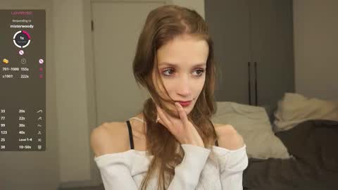 Snapshot of skinny_eve chatting on September 12, 2025, 4:29 pm Emily online show from September 12, 2025, 4:29 pm