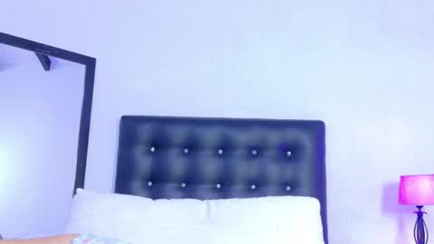 skinny_hottie18 online show from May 29, 2026, 3:43 pm