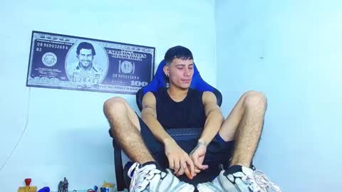 Snapshot of skinny_marked chatting on December 3, 2024, 10:51 pm skinny marked online show from December 3, 2024, 10:51 pm