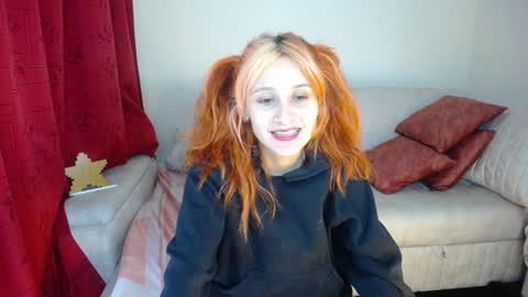 Snapshot of skinny_raven chatting on January 30, 2025, 1:22 am Marion online show from January 30, 2025, 1:22 am