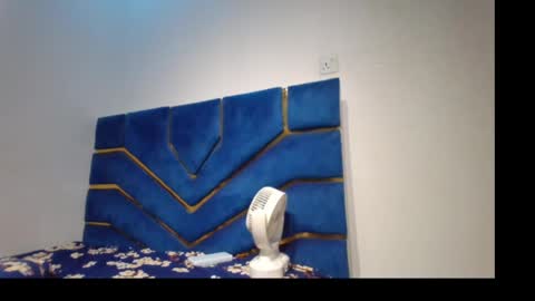 skinnyasssexyboobs online show from March 14, 2026, 4:40 am