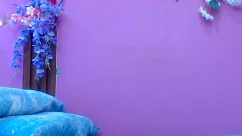 barbi online show from April 14, 2026, 1:22 am