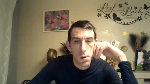 Snapshot of skinnybigcock2 chatting on January 7, 2025, 3:03 am SkinnyBigCock2 online show from January 7, 2025, 3:03 am