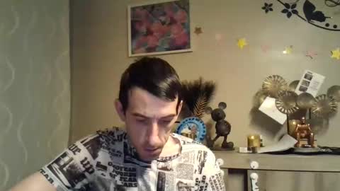 Snapshot of skinnybigcock2 chatting on January 27, 2025, 4:20 am SkinnyBigCock2 online show from January 27, 2025, 4:20 am