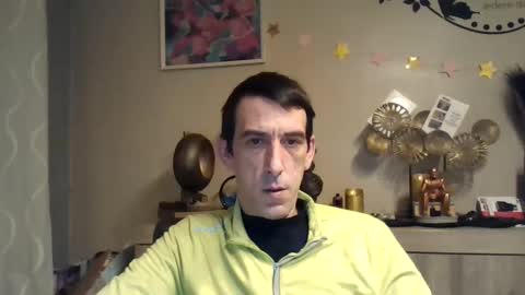Snapshot of skinnybigcock2 chatting on February 3, 2025, 2:47 am SkinnyBigCock2 online show from February 3, 2025, 2:47 am