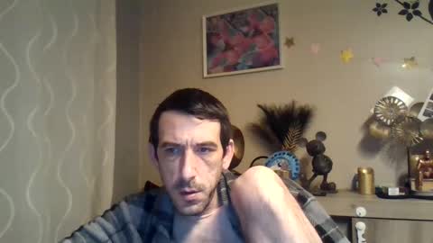 Snapshot of skinnybigcock2 chatting on February 10, 2025, 4:30 am SkinnyBigCock2 online show from February 10, 2025, 4:30 am