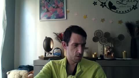 Snapshot of skinnybigcock2 chatting on March 5, 2025, 2:12 pm SkinnyBigCock2 online show from March 5, 2025, 2:12 pm