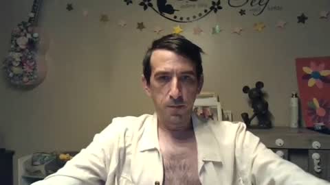 Snapshot of skinnybigcock2 chatting on June 19, 2026, 2:16 am SkinnyBigCock2 online show from June 19, 2026, 2:16 am
