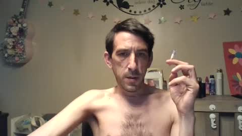 Snapshot of skinnybigcock2 chatting on June 21, 2026, 3:31 am SkinnyBigCock2 online show from June 21, 2026, 3:31 am