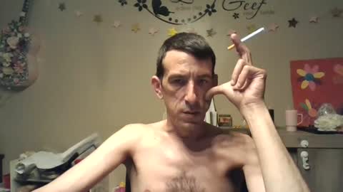 Snapshot of skinnybigcock2 chatting on July 14, 2026, 3:22 am SkinnyBigCock2 online show from July 14, 2026, 3:22 am