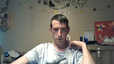 Snapshot of skinnybigcock2 chatting on July 22, 2026, 7:16 pm SkinnyBigCock2 online show from July 22, 2026, 7:16 pm
