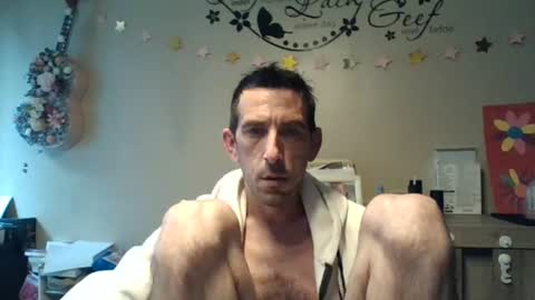 Snapshot of skinnybigcock2 chatting on July 26, 2026, 6:54 am SkinnyBigCock2 online show from July 26, 2026, 6:54 am