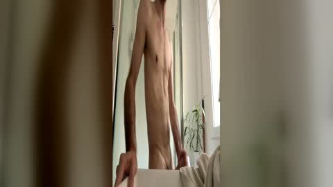 skinnybigdk online show from June 23, 2026, 8:01 am