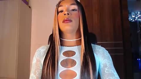 jesica online show from February 8, 2026, 8:40 am