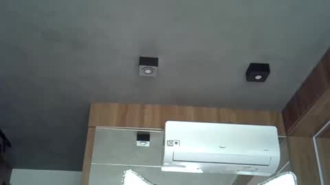 skinnykittencam online show from October 27, 2025, 6:56 pm