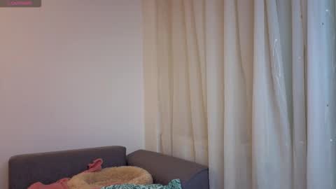 SkinnyMode online show from October 24, 2025, 6:43 am