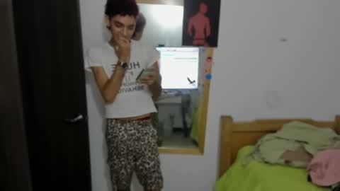 skinnypipe15 online show from October 21, 2025, 3:07 am