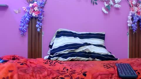 sofia online show from November 26, 2025, 1:45 pm