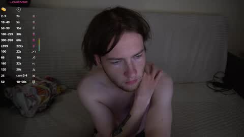 Andrew online show from October 9, 2025, 9:02 pm