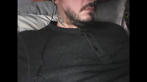 Snapshot of skippy6988 chatting on November 8, 2025, 6:51 pm Easy-E online show from November 8, 2025, 6:51 pm