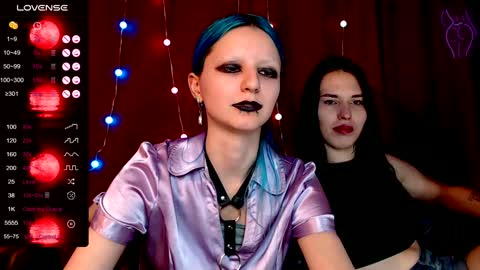 Iska Im genderfluid theyheshenot use ht have reasons and Mia my t-gf sheher online show from December 7, 2024, 6:59 pm