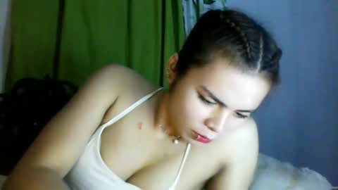 Snapshot of sky_andrea chatting on October 26, 2025, 1:06 pm Mj online show from October 26, 2025, 1:06 pm