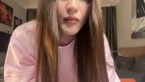 Snapshot of sky_project chatting on August 1, 2026, 5:56 pm Bella online show from August 1, 2026, 5:56 pm