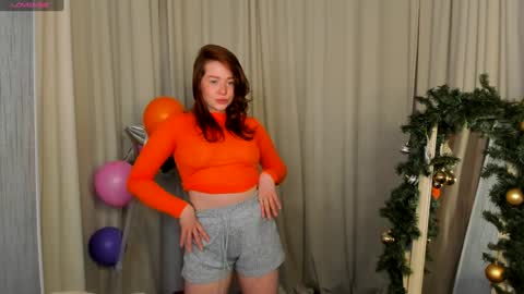 Snapshot of skye_shy chatting on January 8, 2025, 1:31 pm Skye online show from January 8, 2025, 1:31 pm