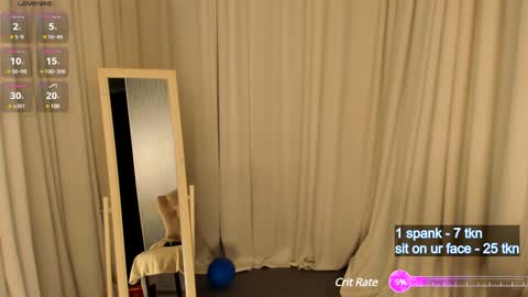 Snapshot of skye_shy chatting on January 23, 2025, 4:37 pm Skye online show from January 23, 2025, 4:37 pm