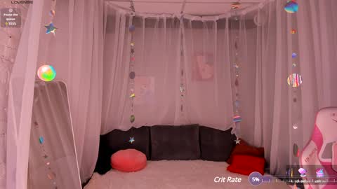 Snapshot of skye_shy chatting on February 6, 2025, 4:36 pm Skye online show from February 6, 2025, 4:36 pm