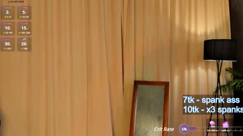 Snapshot of skye_shy chatting on February 15, 2025, 5:17 pm Skye online show from February 15, 2025, 5:17 pm