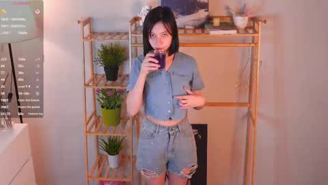 Snapshot of skyemcguire chatting on November 21, 2025, 5:39 am Melissa online show from November 21, 2025, 5:39 am