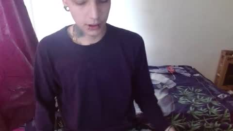 reep online show from October 31, 2025, 7:37 pm