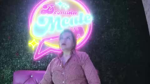 skylar__desire online show from October 20, 2025, 11:32 am