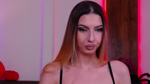 SkylarSpark online show from October 31, 2025, 8:32 pm