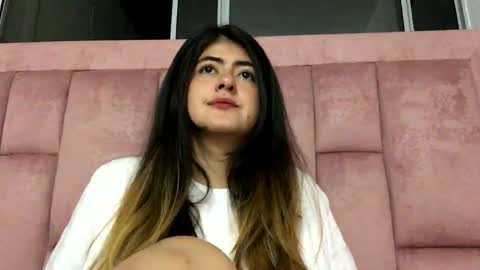 Skyler online show from November 7, 2025, 2:33 am