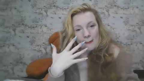 Skyler online show from October 10, 2025, 2:38 pm