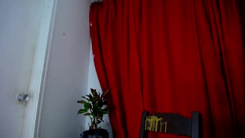 Skyler online show from March 25, 2026, 1:11 am