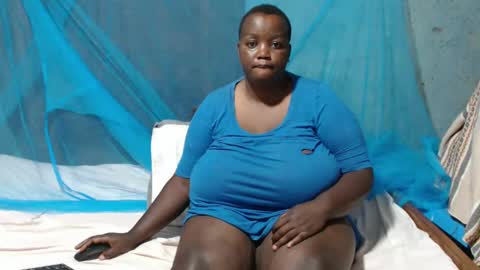 Snapshot of skylla07 chatting on February 1, 2025, 4:14 am sheliah online show from February 1, 2025, 4:14 am