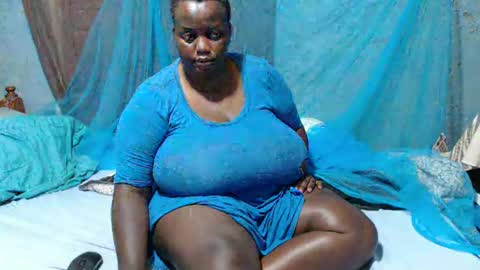 Snapshot of skylla07 chatting on March 9, 2025, 5:49 pm sheliah online show from March 9, 2025, 5:49 pm