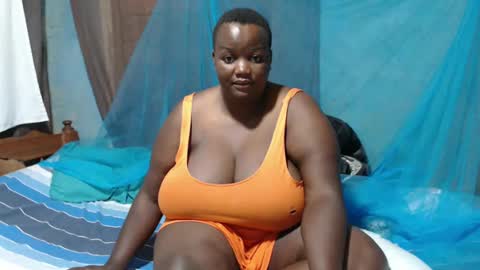 Snapshot of skylla07 chatting on March 12, 2025, 3:35 am sheliah online show from March 12, 2025, 3:35 am