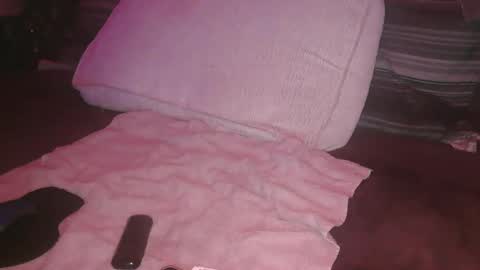 skyonetoo3 online show from October 5, 2025, 11:13 pm