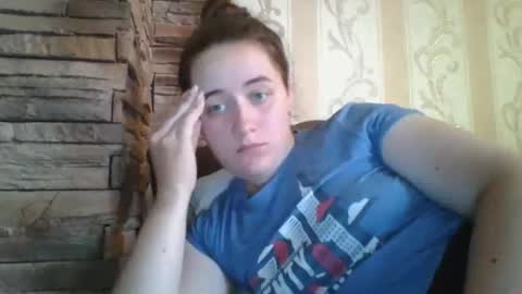 skyressie333 online show from October 3, 2025, 7:38 am