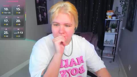 Snapshot of skytrisha chatting on September 16, 2025, 1:12 pm skytrisha online show from September 16, 2025, 1:12 pm