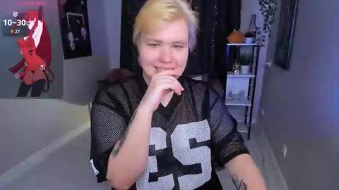 Snapshot of skytrisha chatting on September 21, 2025, 6:04 am skytrisha online show from September 21, 2025, 6:04 am