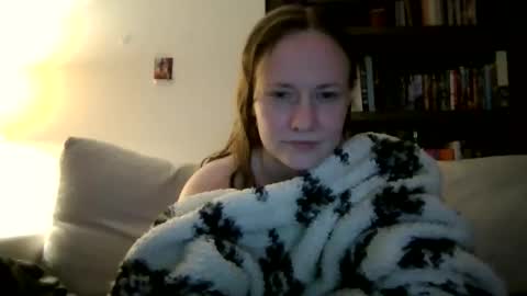 Sky Winters online show from May 9, 2026, 1:11 am
