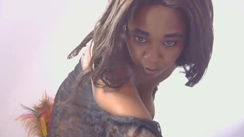 Bella online show from February 5, 2025, 12:38 pm