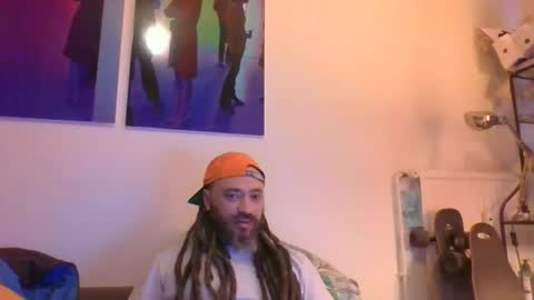 Snapshot of slashfantasy chatting on December 20, 2024, 2:27 pm slashfantasy online show from December 20, 2024, 2:27 pm