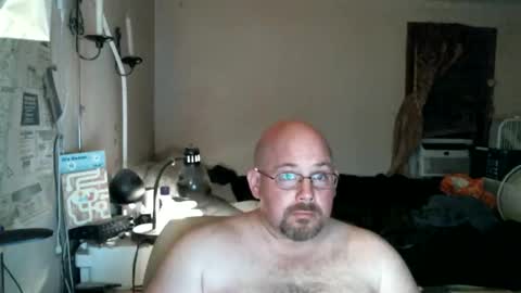 slavejim online show from May 25, 2026, 4:29 am